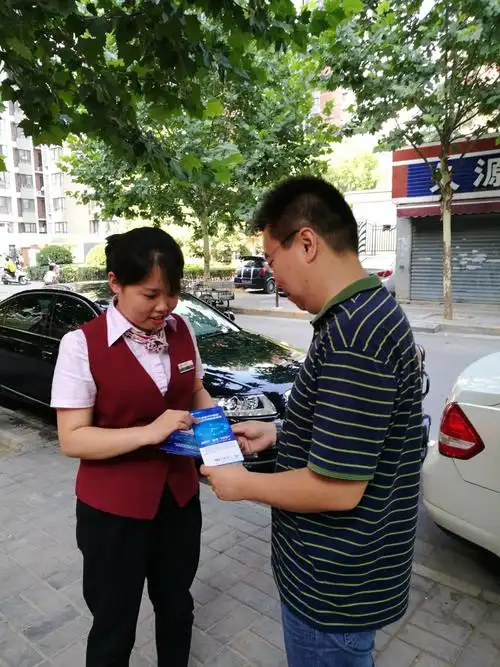 化妆品过敏什么症状图片